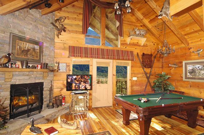 #754 Bear Hugs Villa Gatlinburg Exterior photo